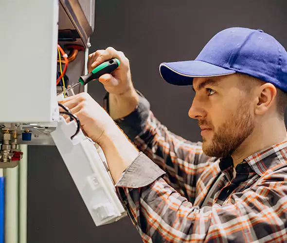 Expert Plumber for Tankless Water Heater Maintenance in Seaford, NY: Schedule Professional Maintenance Services with Us
