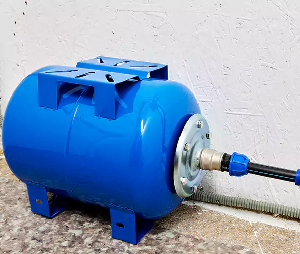 Expert Plumber for Well Pressure Tank Replacement in Seaford, NY: Schedule Affordable Tank Replacement Services with Us